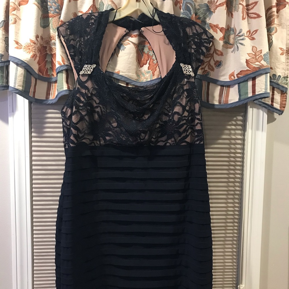 R&M RICHARDS | Navy mermaid gown